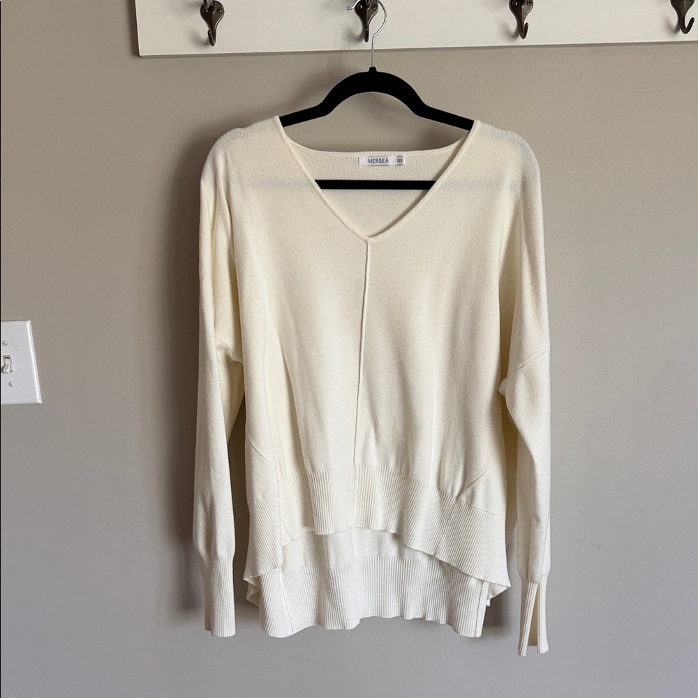 Mersea Tourjours Cream V-Neck Sweater, O/S